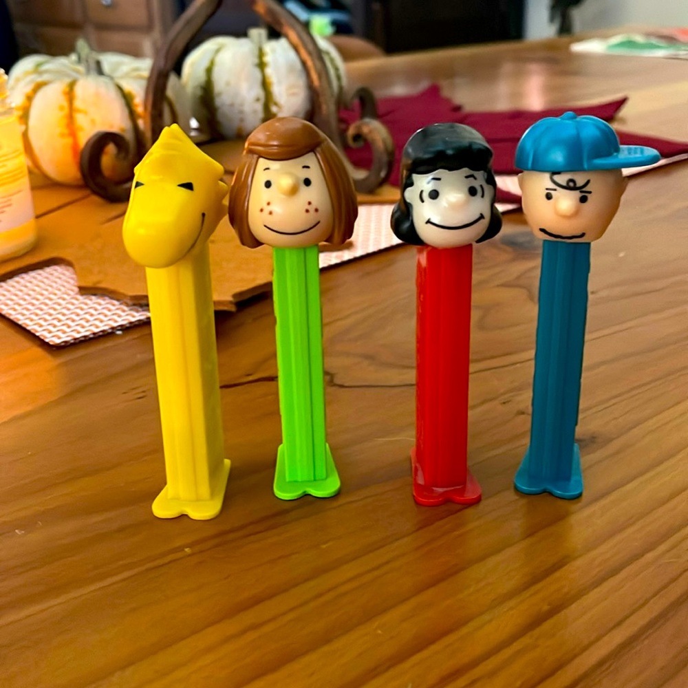 Peanuts characters